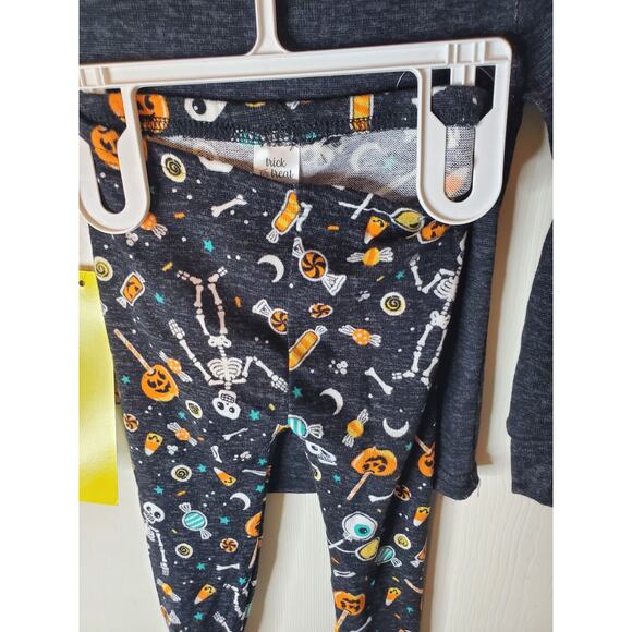 Trick or Treat Sleep 2T Glow in the Dark Halloween Skeleton Pajama Set, NWT - Picture 4 of 6